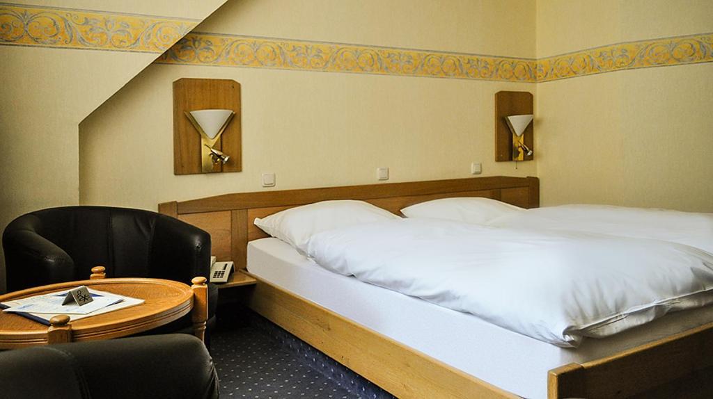 Hotel-Restaurant Schmachtenbergshof إسن المظهر الخارجي الصورة
