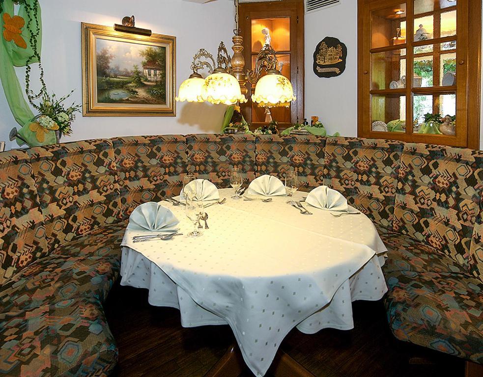 Hotel-Restaurant Schmachtenbergshof إسن المظهر الخارجي الصورة